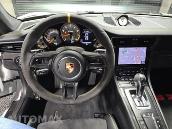 2018 Porsche 911 GT2 RS - miniatura 11