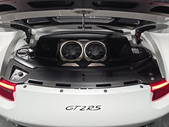 2018 Porsche 911 GT2 RS - miniatura 14
