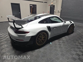 2018 Porsche 911 GT2 RS - miniatura 4
