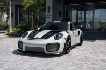 2018 Porsche 911 GT2 RS - miniatura 11