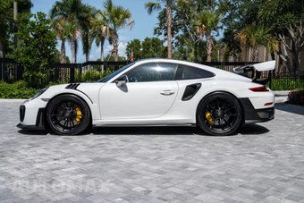 2018 Porsche 911 GT2 RS - miniatura 9
