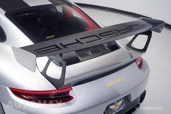 2018 Porsche 911 GT2 RS - miniatura 10