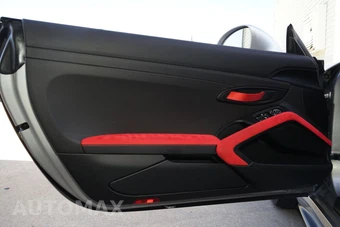 2018 Porsche 911 GT2 RS - miniatura 30