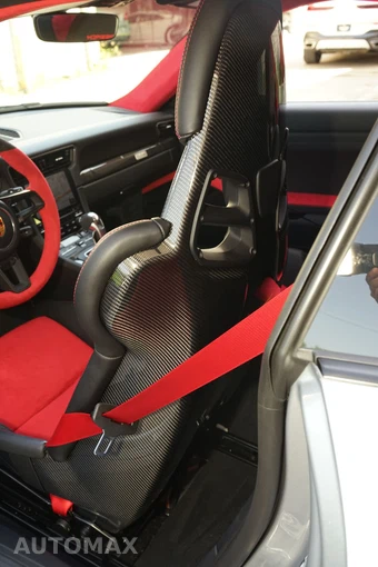 2018 Porsche 911 GT2 RS - miniatura 36