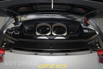 2018 Porsche 911 GT2 RS - miniatura 43