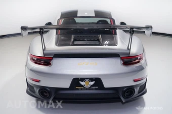 2018 Porsche 911 GT2 RS - miniatura 8
