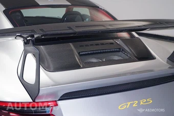 2018 Porsche 911 GT2 RS - miniatura 9
