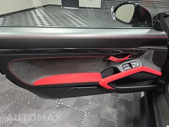 2018 Porsche 911 GT2 RS - miniatura 9