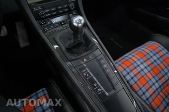 2018 Porsche 911 GT3 - miniatura 48