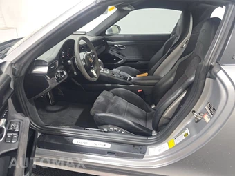 2018 Porsche 911 Targa 4 GTS - miniatura 7