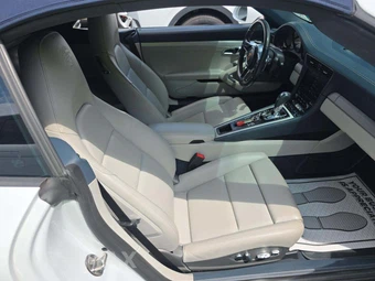 2018 Porsche 911 Turbo Cabriolet – miniatura 18