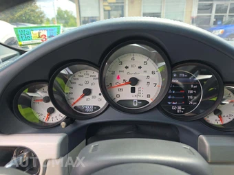 2018 Porsche 911 Turbo Cabriolet – miniatura 9