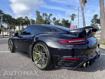 2018 Porsche 911 Turbo S - miniatura 17