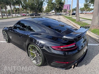 2018 Porsche 911 Turbo S - miniatura 18