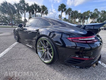 2018 Porsche 911 Turbo S - miniatura 19