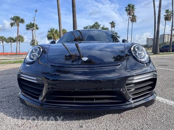 2018 Porsche 911 Turbo S - miniatura 23