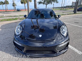 2018 Porsche 911 Turbo S - miniatura 24