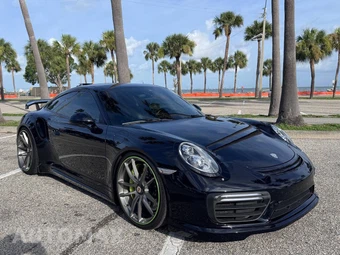 2018 Porsche 911 Turbo S - miniatura 8