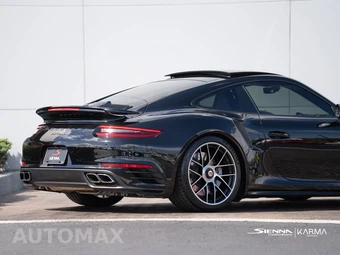 2018 Porsche 911 Turbo – miniatura 9