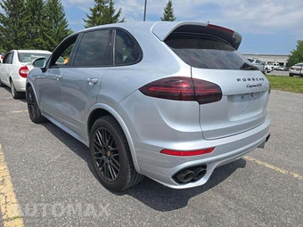 2018 Porsche Cayenne GTS – miniatura 2