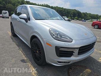 2018 Porsche Cayenne GTS – miniatura 4