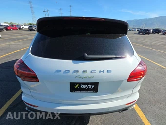 2018 Porsche Cayenne Platinum Edition – miniatura 5