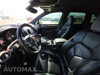 2018 Porsche Cayenne Platinum Edition – miniatura 7