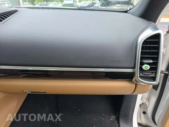 2018 Porsche Cayenne Platinum Edition – miniatura 19