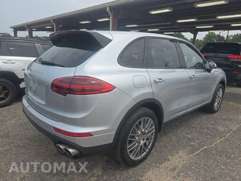 2018 Porsche Cayenne S – miniatura 4