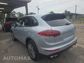 2018 Porsche Cayenne S – miniatura 6