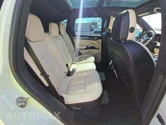 2018 Porsche Cayenne Turbo – miniatura 17