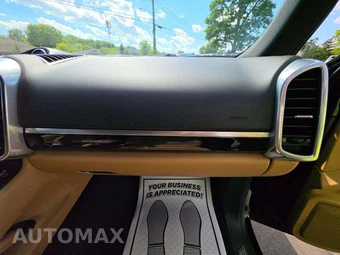 2018 Porsche Cayenne - miniatura 18