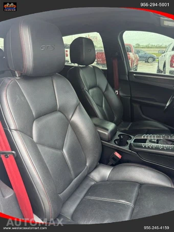 2018 Porsche Macan GTS - miniatura 20