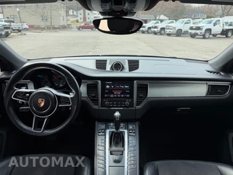 2018 Porsche Macan GTS - miniatura 15