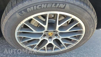2018 Porsche Macan S – miniatura 30