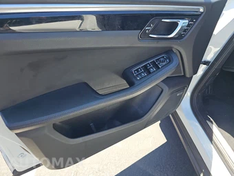 2018 Porsche Macan S – miniatura 9