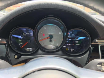 2018 Porsche Macan S – miniatura 9