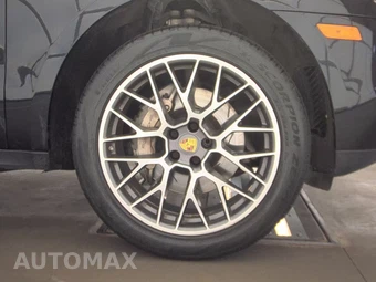 2018 Porsche Macan S – miniatura 10
