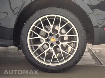 2018 Porsche Macan S – miniatura 12