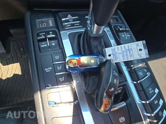 2018 Porsche Macan S – miniatura 8