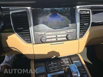 2018 Porsche Macan S - miniatura 10