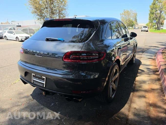2018 Porsche Macan Sport Edition – miniatura 3