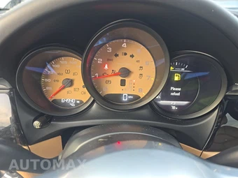 2018 Porsche Macan Sport Edition – miniatura 12
