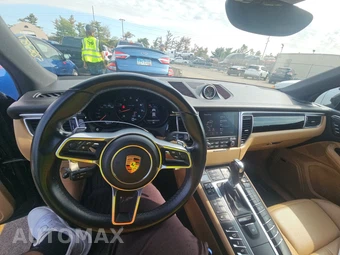 2018 Porsche Macan Sport Edition – miniatura 11