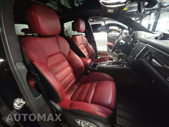2018 Porsche Macan Turbo - miniatura 18