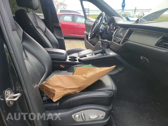 2018 Porsche Macan Turbo – miniatura 8