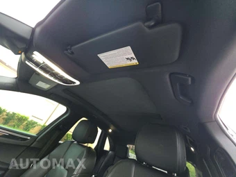 2018 Porsche Macan – miniatura 11