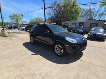 2018 Porsche Macan – miniatura 3