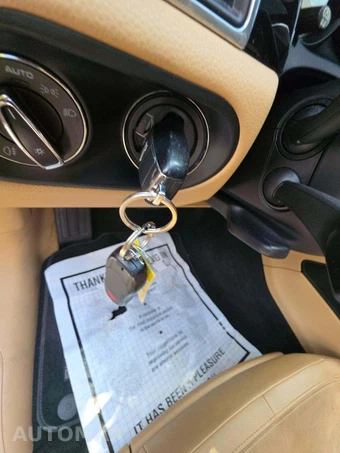 2018 Porsche Macan – miniatura 8