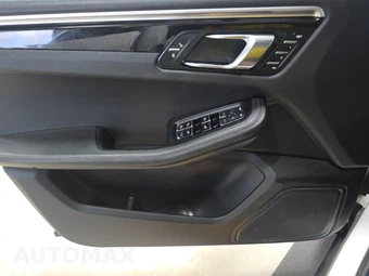 2018 Porsche Macan – miniatura 9